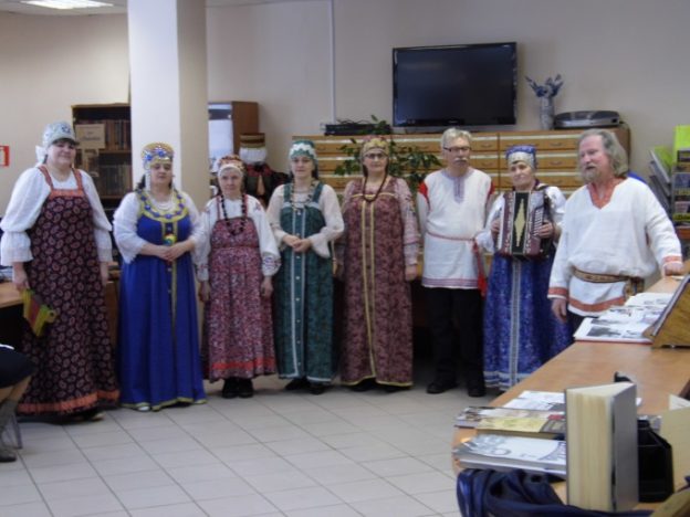 Праздничная горница «Поставьте памятник деревне…»