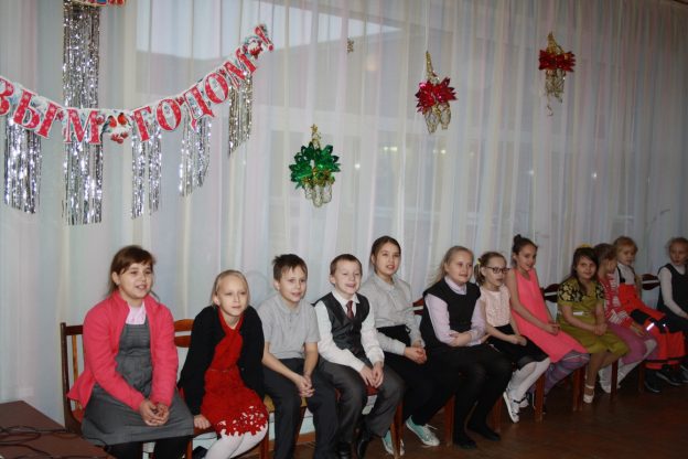 Новогодний праздник «Веселое ассорти»