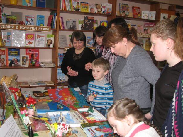 Праздник «Я помню руки твои, мама»