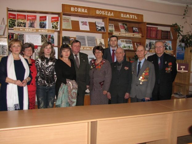 Растет в Волгограде берёзка