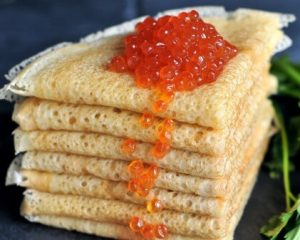 Выставка-угощение «Как на масленой неделе из печи блины летели!»