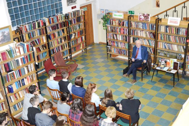 Творческая встреча с писателем Альфредом Симоновым