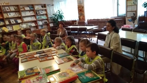 Утренник «Про умную собачку Соню»