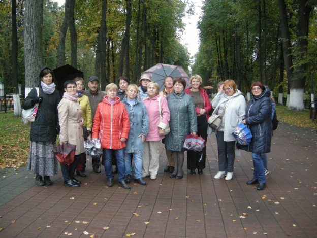 Экскурсионная прогулка по набережной реки Волги