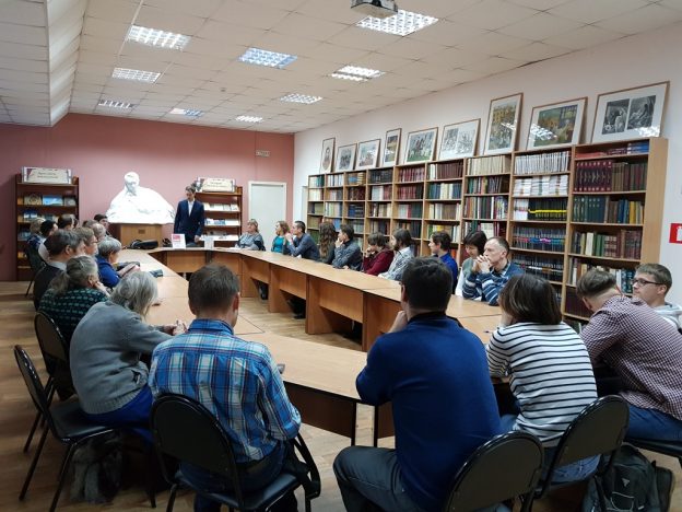 «Предвиденный огонь» Ивана Коновалова