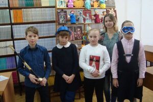 Акция библиотеки и волонтёров «Театральные чудеса»