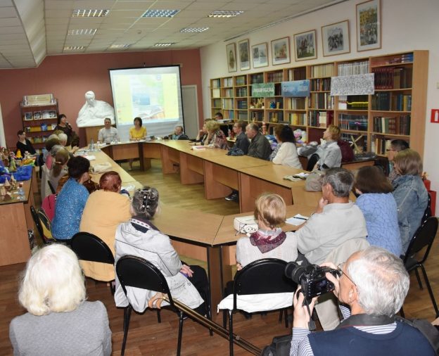 С берегов Крыма — на берега Волги