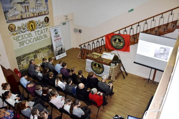 Встреча ко Дню неизвестного солдата с отрядом «Подвиг»