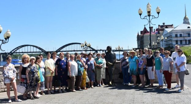 Из столицы Золотого кольца – в столицу бурлаков и хлеба