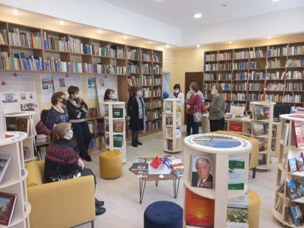 Экскурсия по Лермонтовке для методического объединения школьных библиотекарей города Ярославля