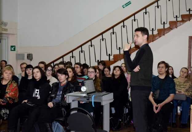 Денис Тумаков — о трагедии холокоста