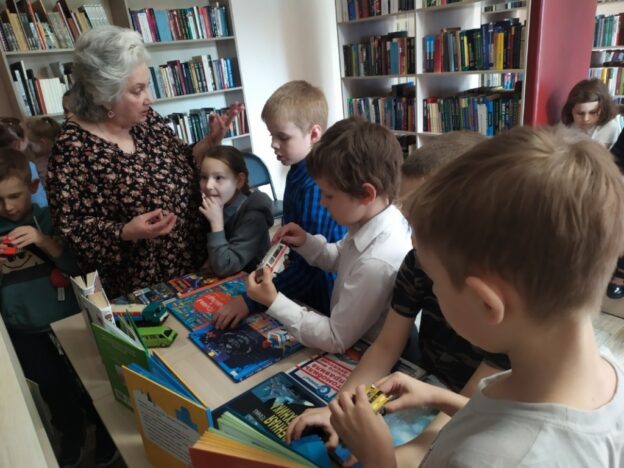 События библиотеки-филиала № 15 имени М. С. Петровых за май 2023 года