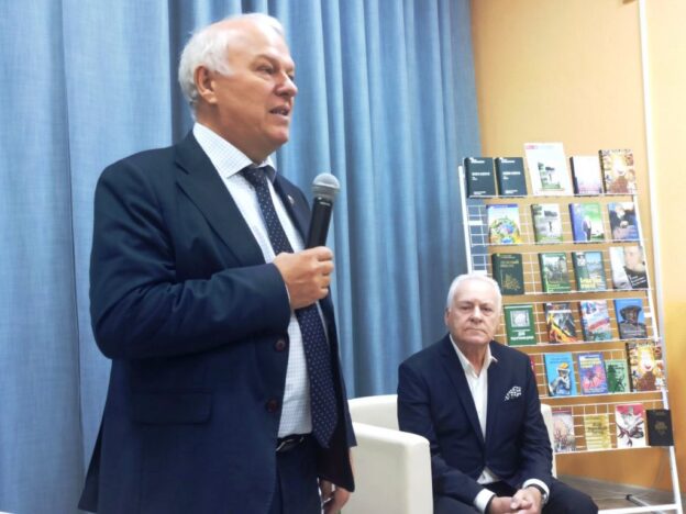 «Лесная избушка Анатолия Онегова». Презентация книги Анатолия Грешневикова