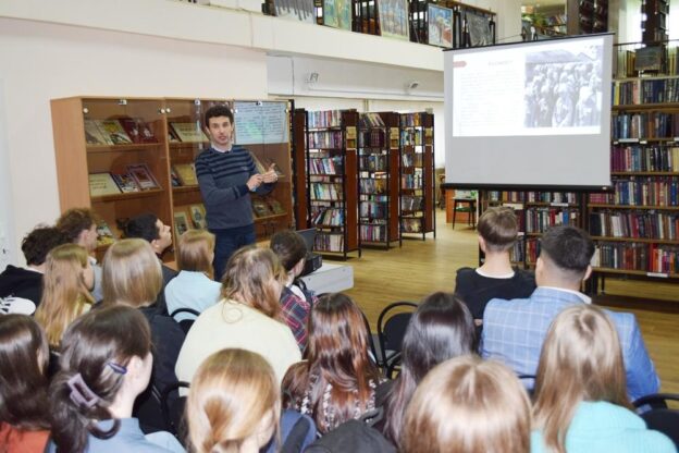Холокост: уроки памяти. Публичная лекция Дениса Тумакова