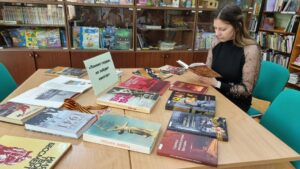 «И снова май — цветы, салют и слезы». Тематический день ко Дню Победы «И снова май — цветы, салют и слезы». Тематический день ко Дню Победы