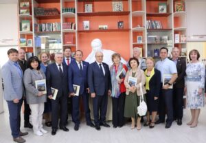 «30 лет вместе с Ярославлем». Открытие Первой передвижной выставки