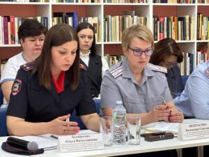Заседание территориальной комиссии по делам несовершеннолетних и защите их прав городского округа Ярославля.
