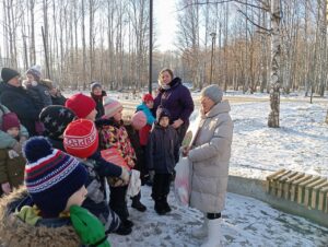 Первый фестиваль снежных фонарей на Дунайке во Фрунзенском районе города Ярославля