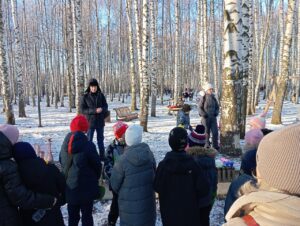 Первый фестиваль снежных фонарей на Дунайке во Фрунзенском районе города Ярославля