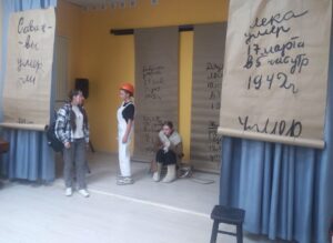 Cпектакль «Девочки с Васильевского острова»