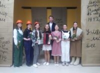 Cпектакль «Девочки с Васильевского острова»