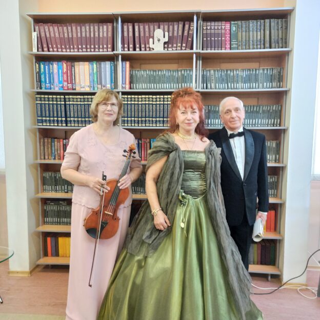 «Я помню время золотое…». Спектакль Театра «Трех Муз» 12+