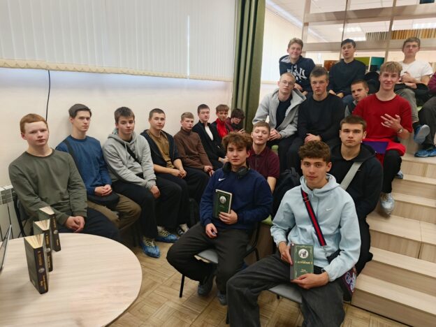 Познавательный литературный квиз