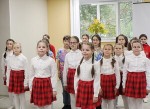 Музыкальная программа «Золотая пора – золотые года» Музыкальная программа «Золотая пора – золотые года»