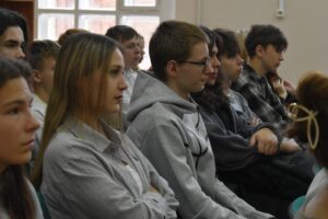 Выставка исторического военного костюма «Символы Победы»