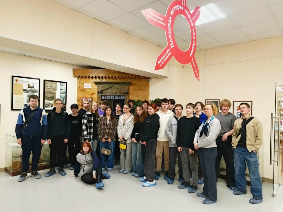 Обзор молодежной литературы «Вектор чтения» 12+