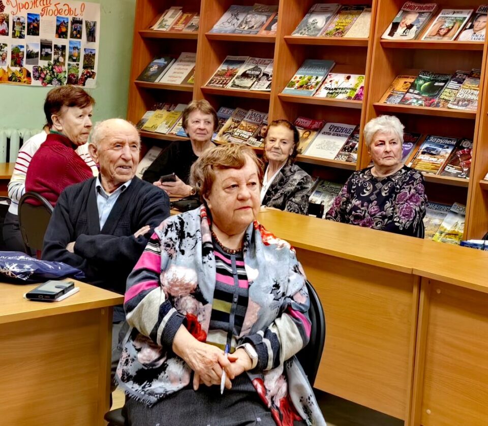 Познавательная программа «Равнение на героев», посвящённая Дню героев Отечества