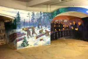 Открытие художественной выставки «Автопортрет в картинах»