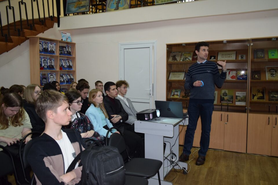 Публичная лекция «Трагедия Холокоста»
