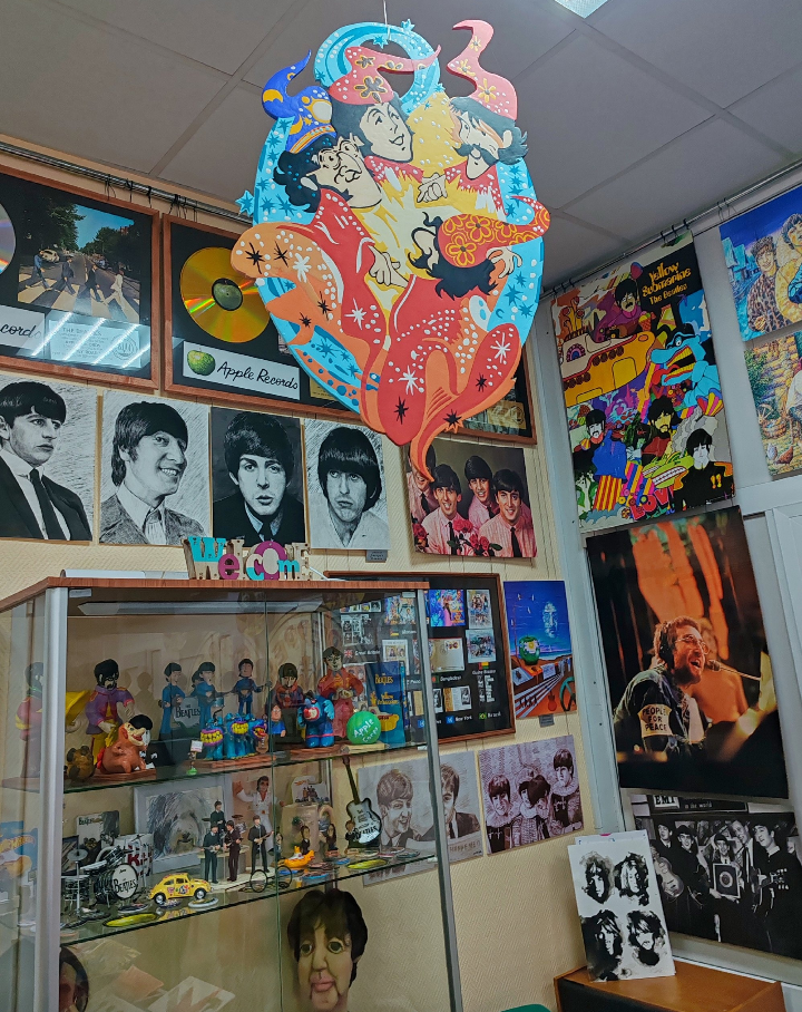 Литературно-музыкальная программа «43 песни Битлз о любви»