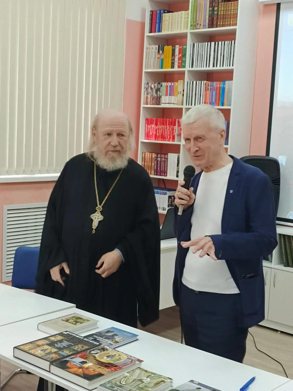 Встреча «Традиционные религии России: из чего складывается межконфессиональное согласие»
