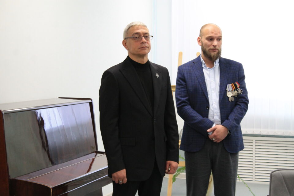 (без названия)